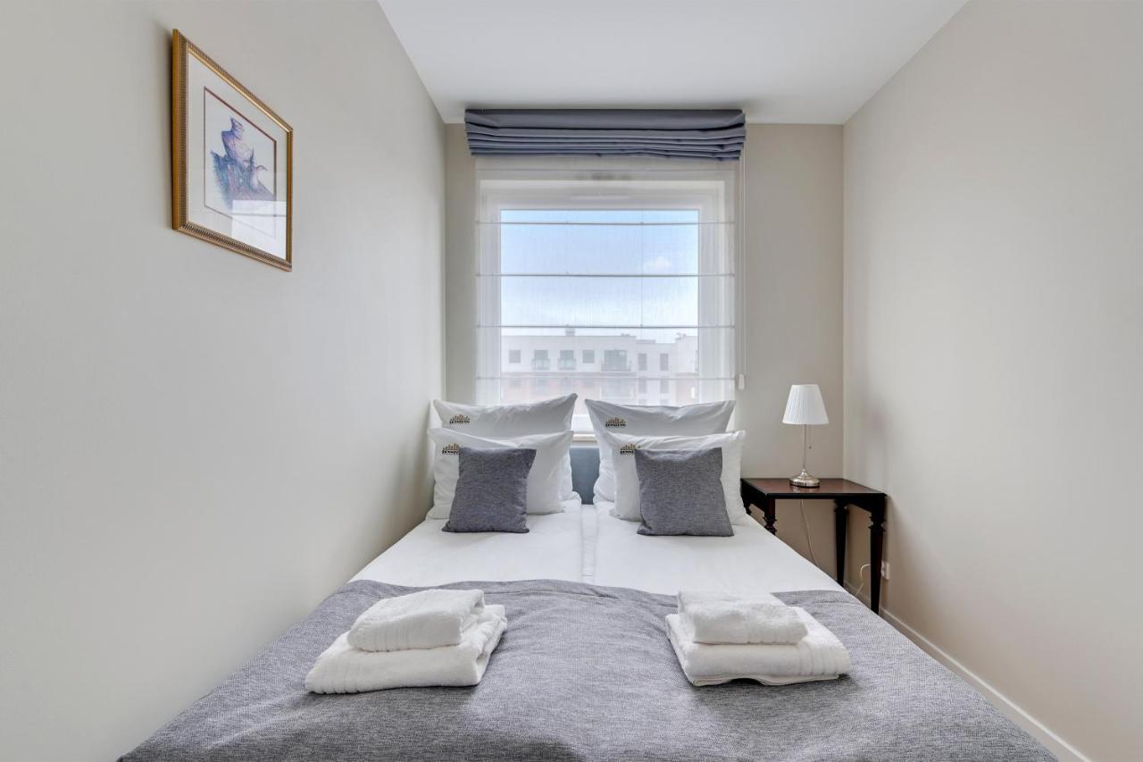 City Center Nowa Grobla Apartments & Parking By Downtown Apartments Гданск Екстериор снимка